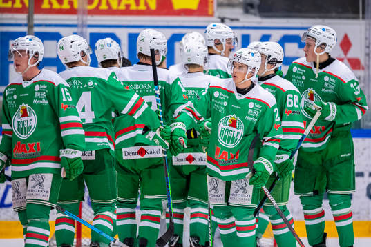 Röglespelarena jublar