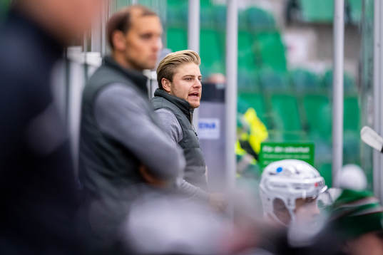 Rögles Assisterande tränare Jonas Elofsson