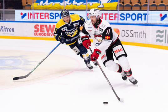 s Simon Önerud och Malmö Redhawks Markus Lauridsen