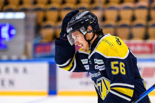 s Fredrik Forsberg jublar