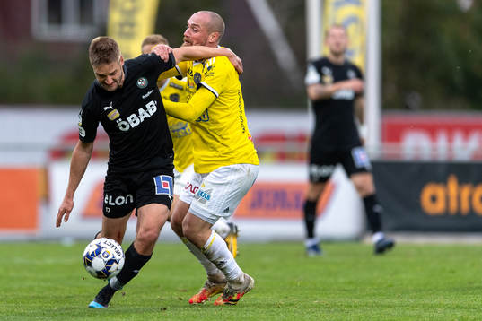 Örebros Johan Mårtensson och Falkenbergs Christoffer