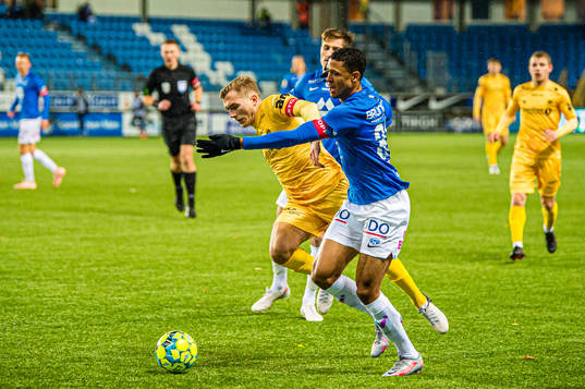 Morten Ågnes Konradsen of Bodø/Glimt and Mathis Gazoa