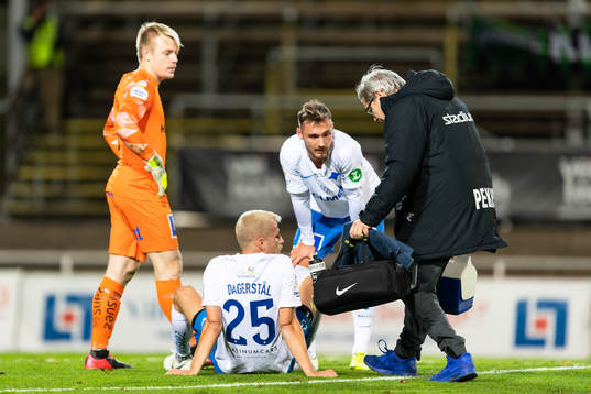IFK Norrköpings Filip Dagerstål med skada