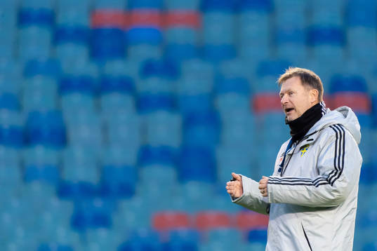 Head coach Peter Gerhardsson