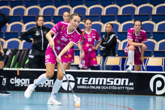 s Madeleine Karlsson