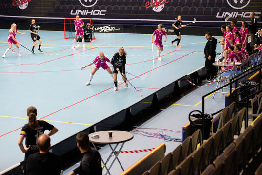 s Jennifer Wiren och Lunds Denisa Kotzurova