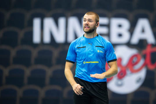 Domare Daniel Hultberg