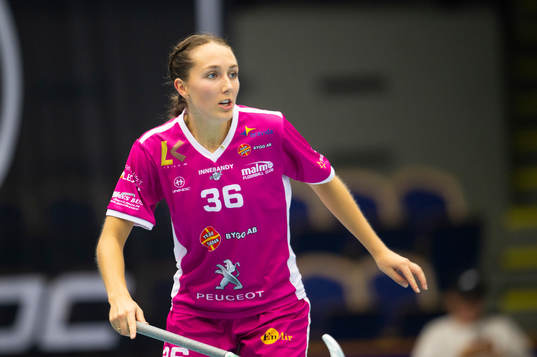 s Madeleine Karlsson