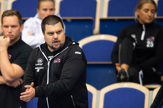 s tränare Mikael Jeppsson