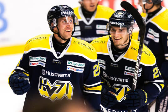 Bläddra bland fler bilder av Ishockey, SHL, HV71 - Brynäs
