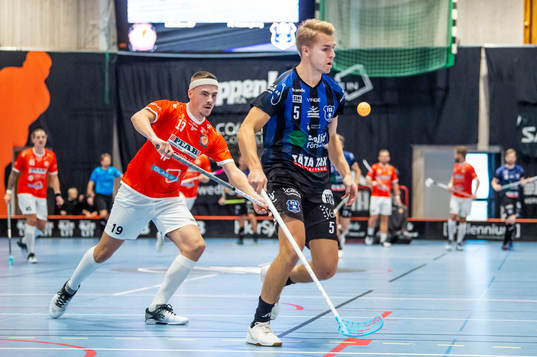 Helsingborgs Oliver Johansson mot Höllvikens Linus