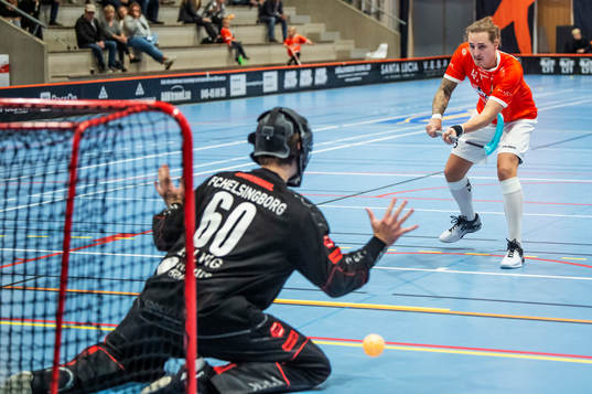 Höllvikens Daniel Persson missar straff på Helsingborgs