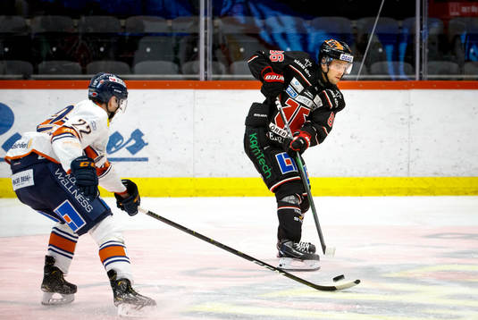 Växjös Jacob Forsbacka-Karlsson och Örebros Mathias