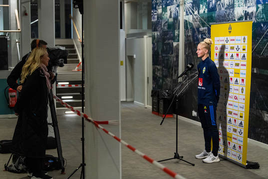 Sofia Jakobsson is interviewed by Jane Björck, of Swedish