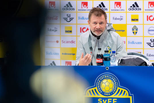 Head coach Peter Gerhardsson
