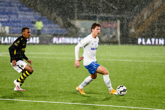 s Bilal Hussein och IFK Norrköpings Alexander Fransson