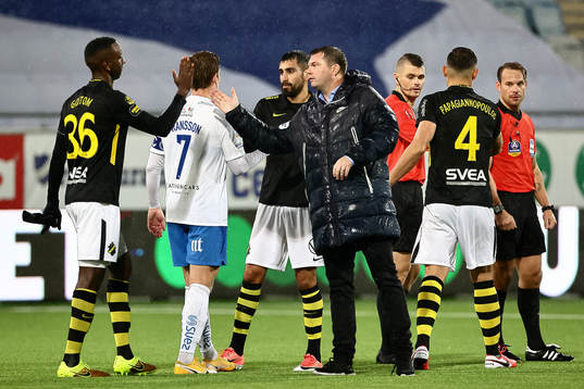 s Henok Goitom och IFK Norrköpings tränare Jens Gustafsson