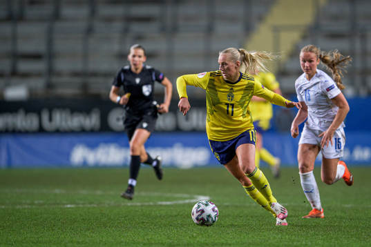 Stina Blackstenius of Sweden