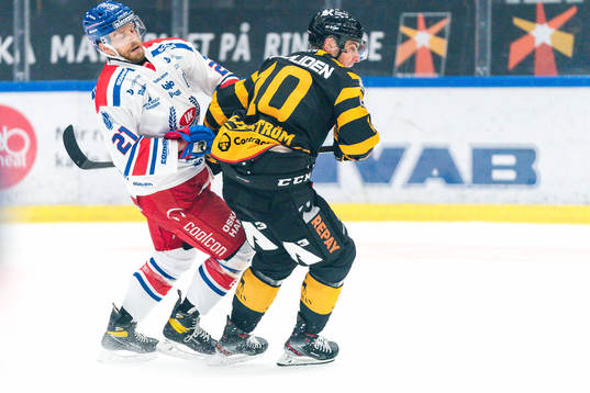 Oskarshamns Brian Cooper och Skellefteås Joakim Lindström