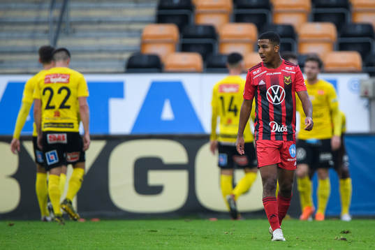 Östersunds Nebiyou Perry deppar