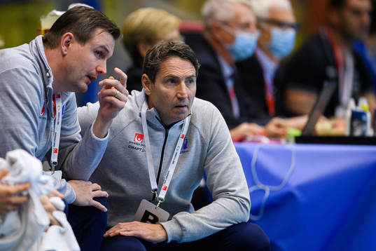 Assistant coach Martin Boquist and head coach Glenn Solberg