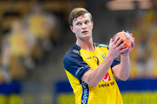 Jonathan Carlsbogård of Sweden