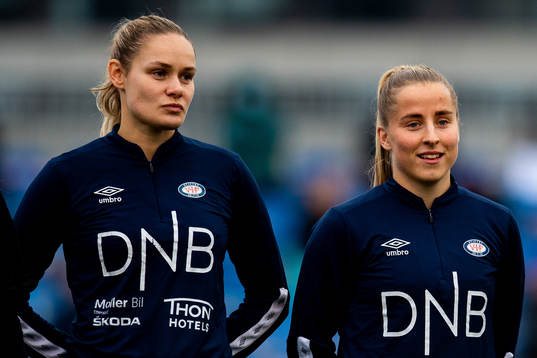 Andrine Tomter and Sigrid Heien Hansen of Vålerenga