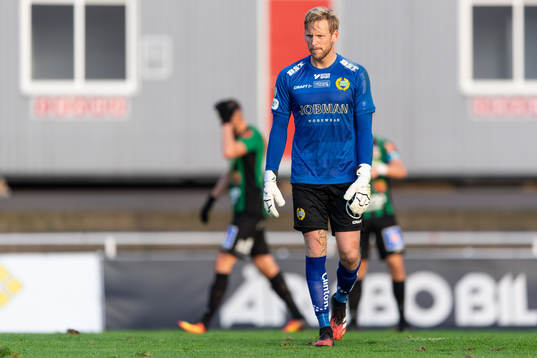 Hammarbys målvakt David Ousted deppar