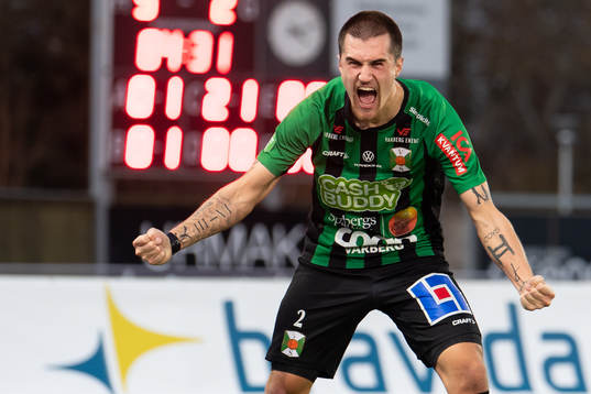Varbergs Jon Birkfeldt jublar