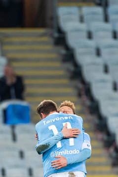 Malmö FFs Anders Christiansen jublar med Ola Toivonen