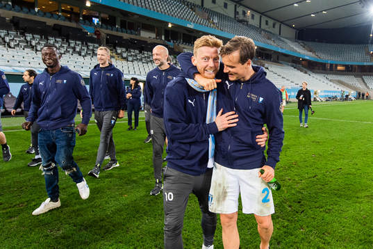 Malmö FFs Anders Christiansen och Eric Larsson jublar