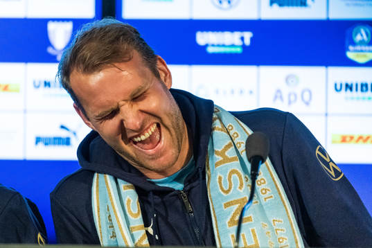 Malmö FFs Ola Toivonen på presskonferensen