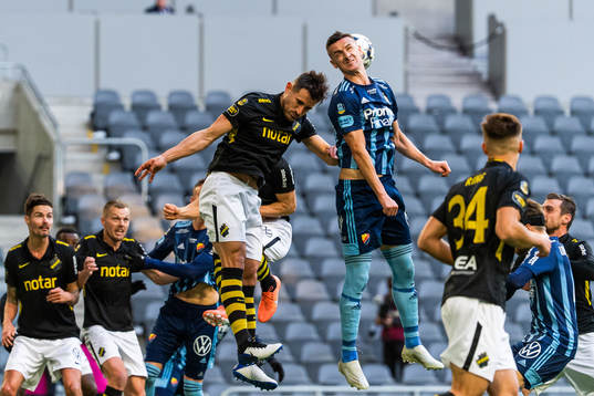 s Sotirios Papagiannopoulos och Djurgårdens Haris Radetinac