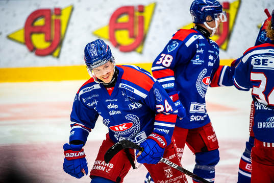 Oskarshamns Kim Strömberg jublar
