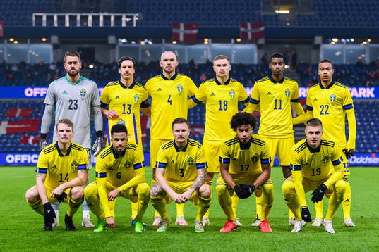 The starting eleven of Sweden pose for a team photo