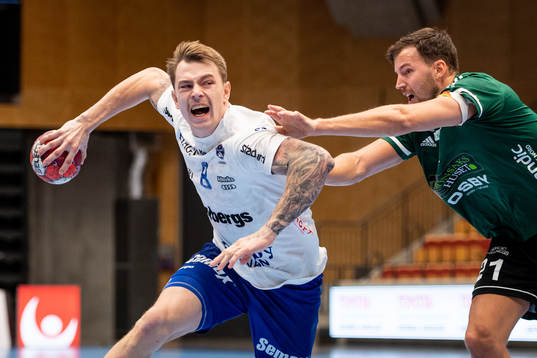 Hallbys Martin Mårtensson mot Helsingborgs Mattias Thynell