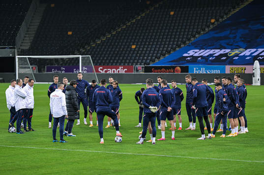 Bläddra bland fler bilder av Football, Nations League, Croatia, training