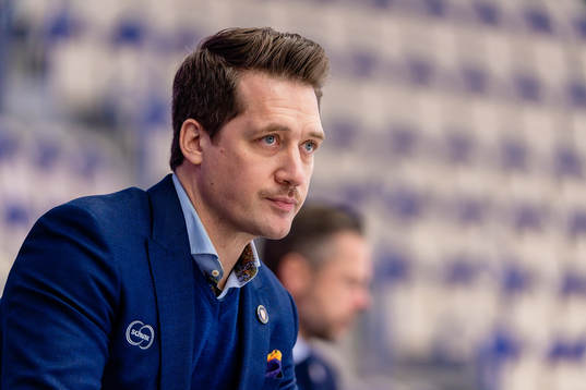 Växjös tränare Sam Hallam