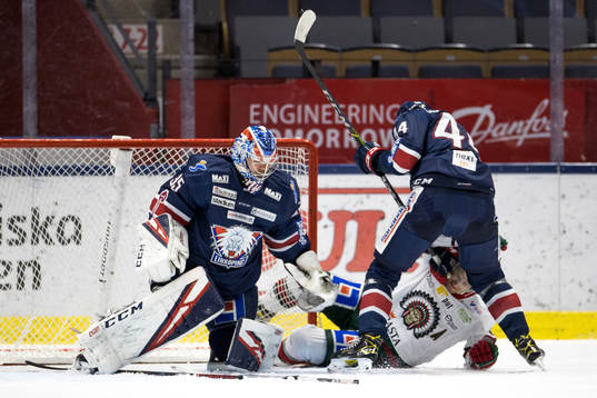 Linköpings Jonas Junland och Frölundas Nicklas Lasu
