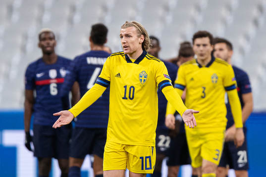 Emil Forsberg of Sweden looks dejected