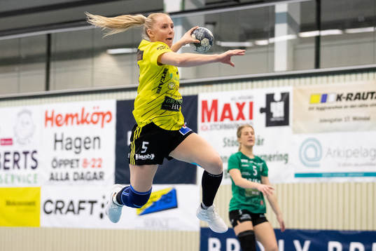 Sävehofs Mathilda Lundström