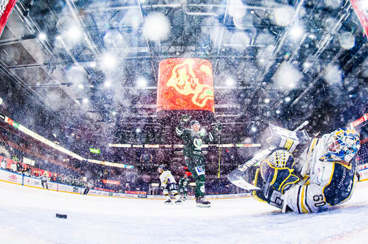 Bläddra bland fler bilder av Ishockey, SHL, Färjestad - HV71