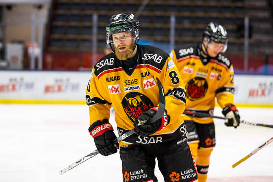 Luleås Linus Klasen jublar