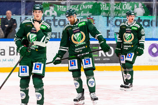 Färjestads Oskar Bäck, Vojtech Mozik och Linus Arnesson
