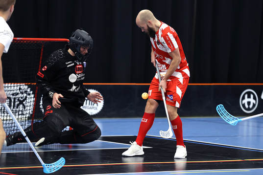 Helsingborgs målvakt Jonathan Edling och Pixbos Martin