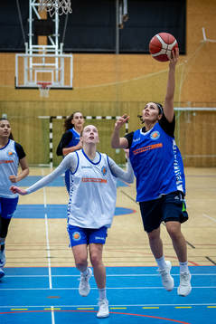 Malva Ekelöf och Patricia Elias