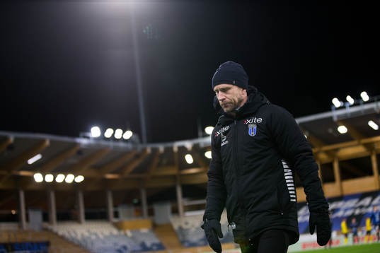 Sirius tränare Henrik Rydström deppar