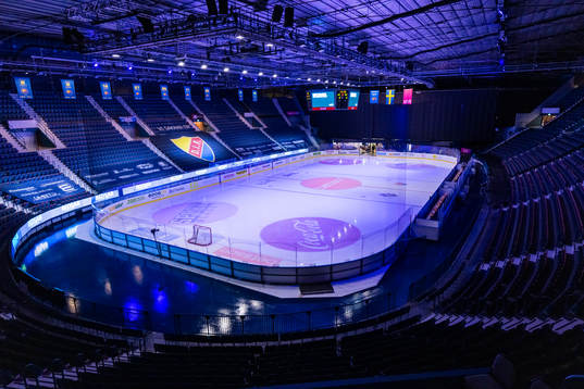 Vy över Hovets Isstadion