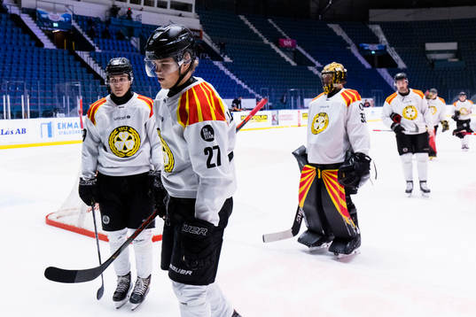 Brynäs Alexander Ljungkrantz deppar