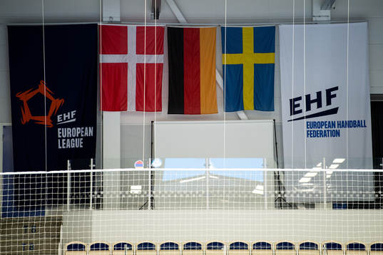 EHF flaggor i Estrad